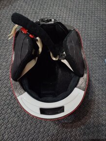 Helma na lyžování nebo snowboard - 9