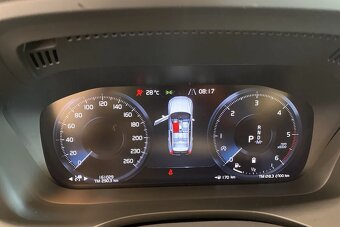 Volvo XC60 B4 AWD  Momentum Edition 2020 - 9