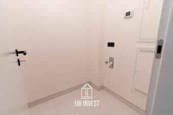 Prodej moderního bytu 3+kk s balkonem, sklepem a parkováním  - 9