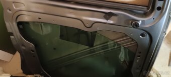 Zbytek náhradní dílů VW Touran - 9