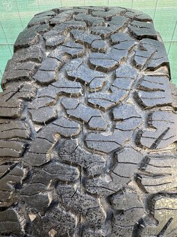 Prodám jednu ofroud pneumatiku BFGoodrich All Terrain T/A K - 9