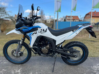 Voge 300 Rally - 9