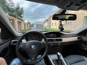 BMW e91 330xd - 9