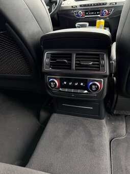 Audi Q7 S-line - 9