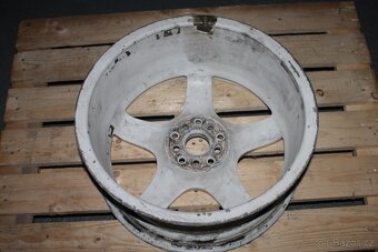 O.Z Magnesiové 8x18" 5x112 a 5x100 8Kg - 9