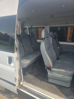 Ford transit 2.2 tdci 85 kw 6 kvalt 9 mist - 9