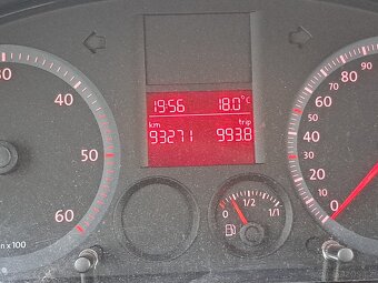 VW Caddy 2.0 Sdi, jen 98 t. KM, perfektní stav. - 9