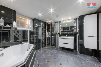 Prodej rodinného domu, 152 m², Karlovy Vary, Stará role. - 9