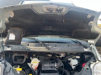 Opel Movano 2.5dci - 9