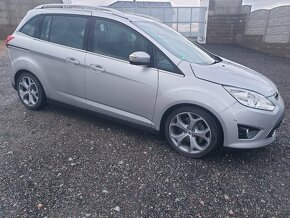 Ford C-Max Grand,Diesel, 7Míst ,navigace.Titanium,tempomat - 9