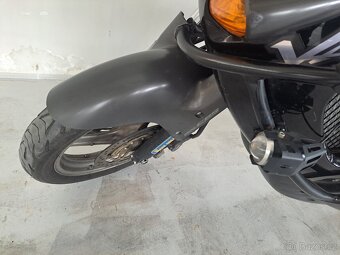 Honda XL 1000V Varadero - 9