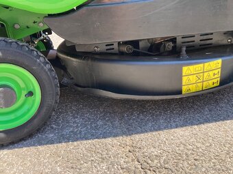 Zahradní traktor,profi rider Etesia Bahia - 9