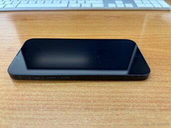 Apple iPhone 13 - 128GB - Black - 9