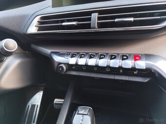 Peugeot 3008 GT line 2.0 HDI 133 kW, SUV, sportovní model - 9