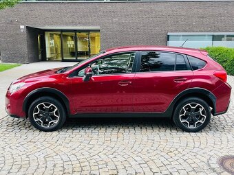 Subaru XV 2.0i 4x4 110KW MANUÁL KAMERA SERVISKA TAŽNÉ - 9