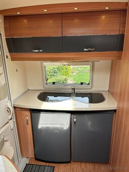 Hobby De Luxe 350 TB 2012, MOVER+KLIMA+STAN+PODLAHOVÉ TOPENÍ - 9