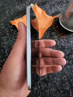Honor magic 7 pro 512GB stav nového téměř nepouzivan - 9