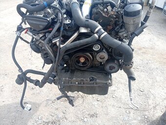 MERCEDES BENZ ML W164 , VITO, VIANO W639 MOTOR 3,0CDI - 9