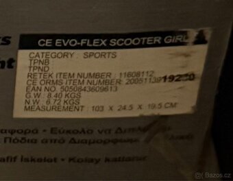 EVO V-FLEX SCOOTER (max 80kg) Věk 7+ - 9