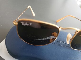 Prodám  nové sluneční  brýle  zn.Ray Ban P, - 9