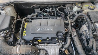 Opel Astra 1.4 T. 103kw - 9