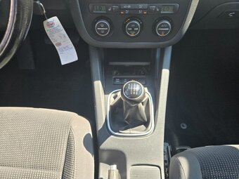 Volkswagen Golf V kombi 1,4TSi 90kW nové řetězové rozvody - 9