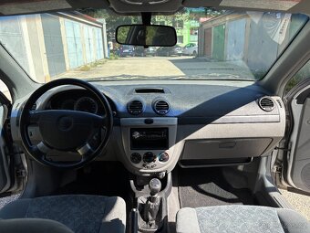 Daewoo Lacetti 1.4 - rok 2004 - 9