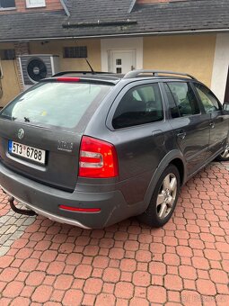 Škoda Octavia 2 SCOUT 4x4 Combi 2.0 TDI 103 kW, motor BMM - 9