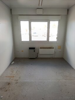 Kancelářský/obytný kontejner CORLEONE ( 3 × 6 a výška2,8m) - 9