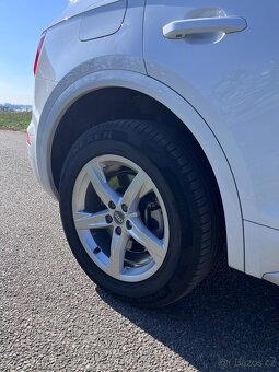 Audi Q5 2.0 TDI Sport 140kW Quattro, automat 4x4 - 9