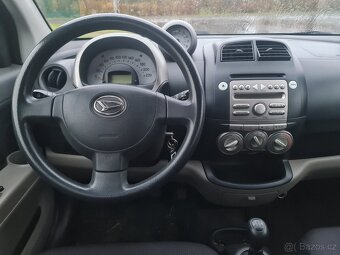 Daihatsu Sirion 4x4 1.3 16V, 64kW, 8/2006, klima - 9