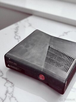 Xbox 360 – plně funkční s příslušenstvím, HDD 250GB a hrou - 9