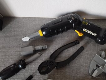 Dětský box na nářadí + nářadí - 9