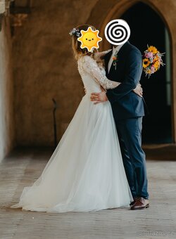 Krajkové svatební šaty - 9