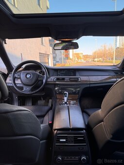 Bmw f01 740d - 9