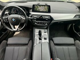 BMW Řada 5 G30 530i xDrive AUTOMAT LUXURY ALKANTARA AT - 9