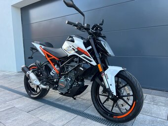 KTM Duke 125 - 9