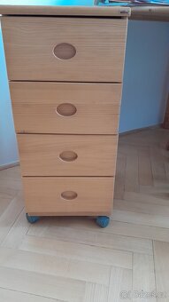 Dřevěný kontejner ke stolu - 9