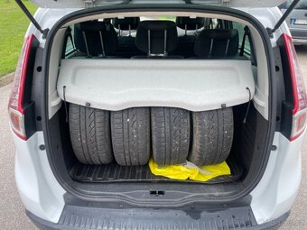 Renault Scenic 2.0i 103kw Automat pouze 27tis.najeto - 9