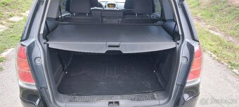 Opel zafira 1.9 cdti 74kw 7 místné - 9