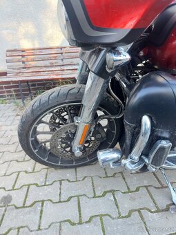 Harley Davidson street glide CVO - 9