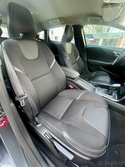 VOLVO V40 2.0D3 110KW 5VÁLEC-AUTOMAT-KAMERA-COCKPIT-98.000km - 9