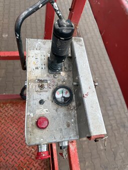 Nůžková plošina SkyJack 4626 - 9