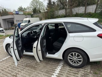 Hyundai i30 combi - 9