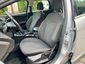 FORD FOCUS 1,5TDCi / NAVI / VÝHŘEV / 2017 - 9