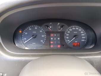 Renault Scenic 1,9Dci - 9