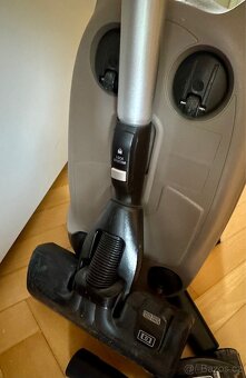Vysavač Rowenta Silence Force - 9