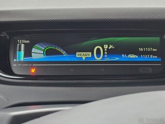 Renault Zoe Intense ZE40 41kWh, vyhřívané sedačky a tepelko - 9