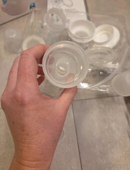 Elektrická odsávačka na mateřské mléko - 9