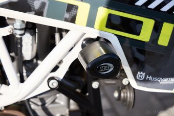 Husqvarna 701 Supermoto 2018 - 9